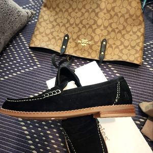 Hushpuppies size 8 loafers